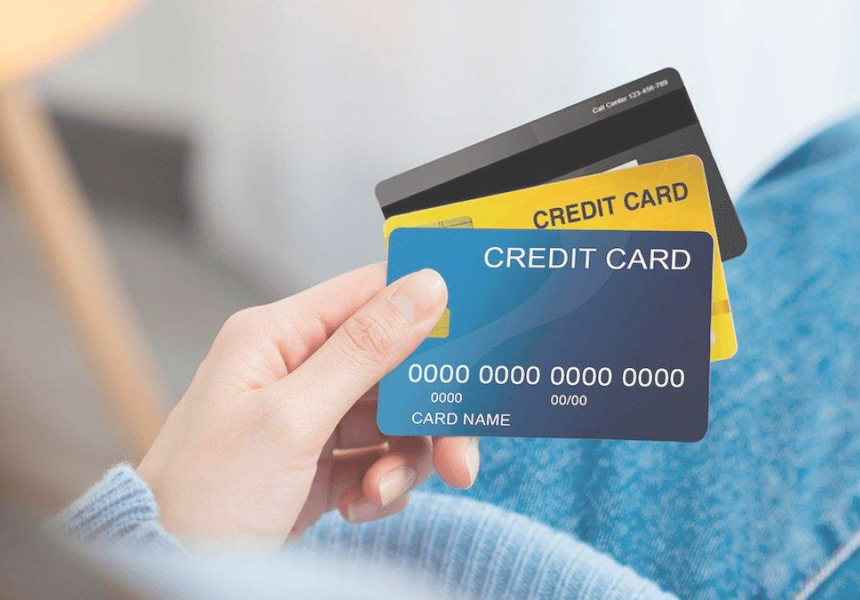 mở thẻ tín dụng phụ là một trong những gợi ý cho sinh viên muốn sử dụng thẻ tín dụng
